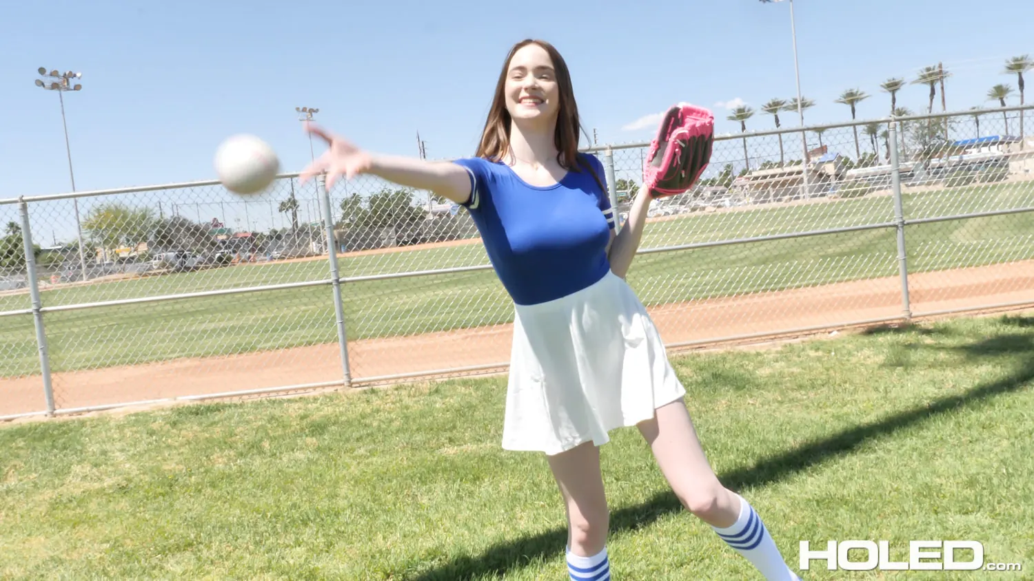 Hazel Moore - Batter Up | Picture (1)